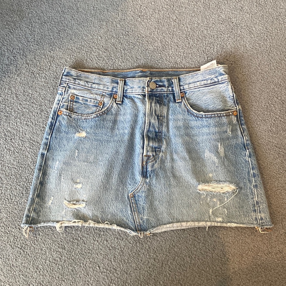 Levi Jean skirt with rips size 29